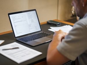 Balise Title : Déclaration H1 : guide complet sur le formulaire et les contrôles fiscaux