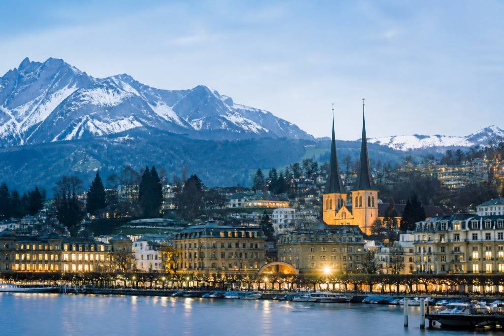 Investir en suisse depuis la france : fiscalité, démarches et stratégies patrimoniales Investir en suisse depuis la france : fiscalité, démarches et stratégies patrimoniales